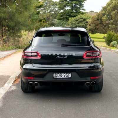 2016 PORSCHE MACAN S